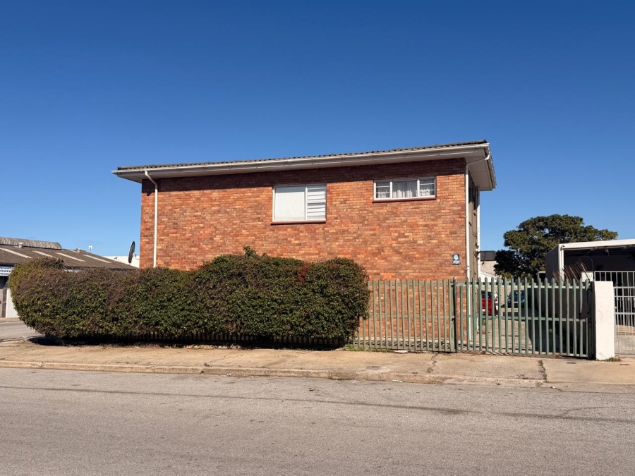 16 Bedroom Property for Sale in North End Eastern Cape